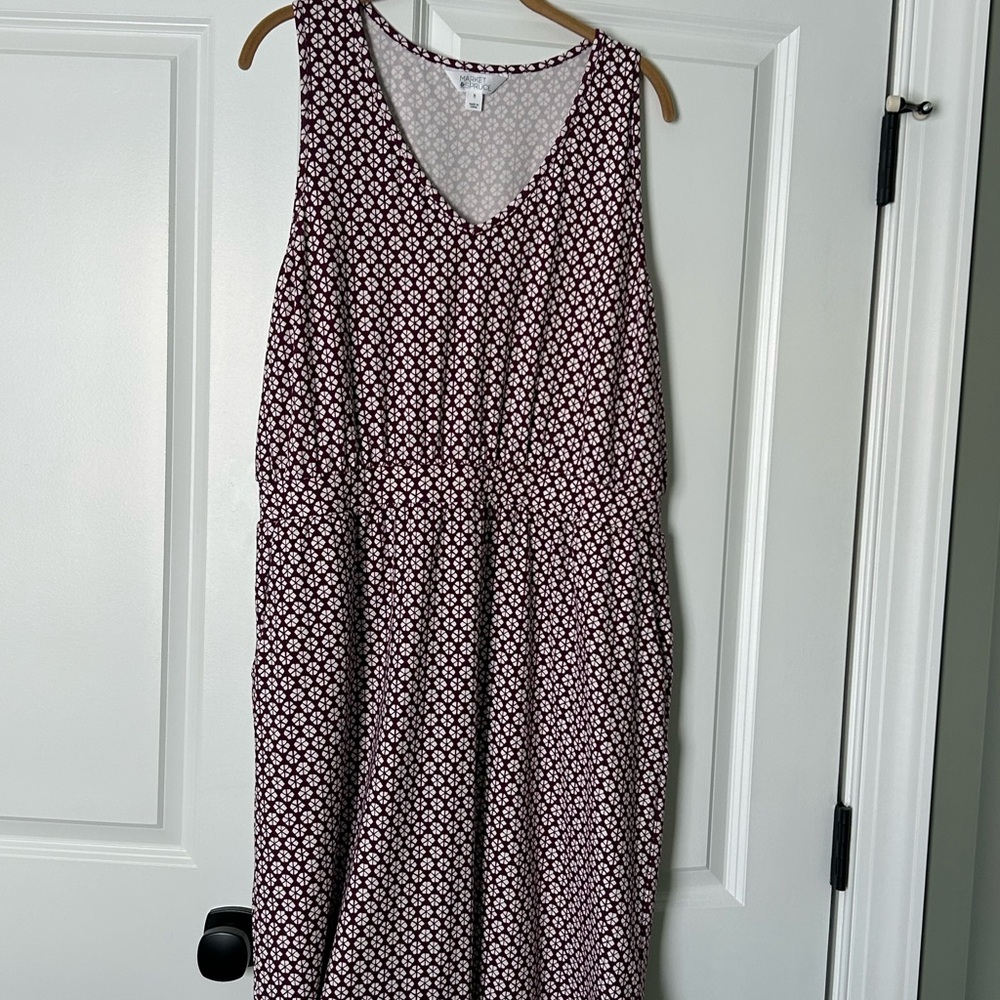 Market & Spruce V-Neck Floral Midi Dress - Black and White